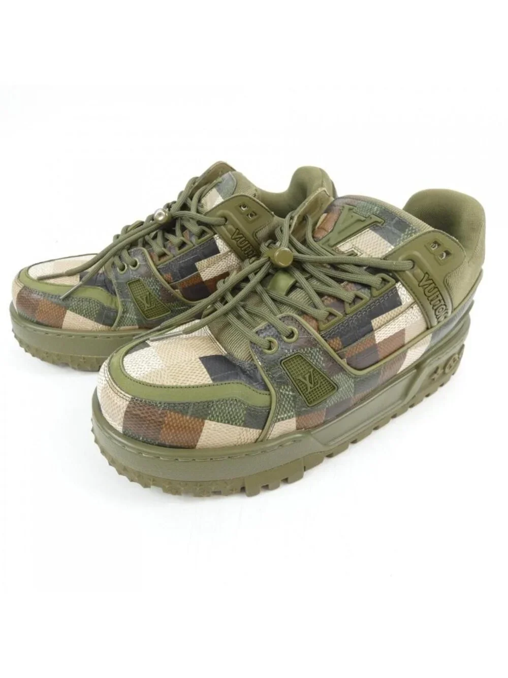Louis Vuitton LV Trainer Maxi Line Sneakers